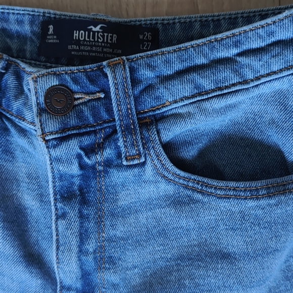 Hollister mom jeans - Picture 3 of 4